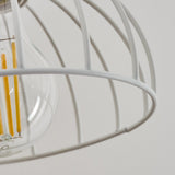 Skandinavische Wandlampe aus Holz & weißem Metallkäfig mit verstellbarem Kopf für Wohnzimmer und Schlafzimmer 