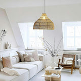 Verträumte Pendelleuchte aus Palmfasern 