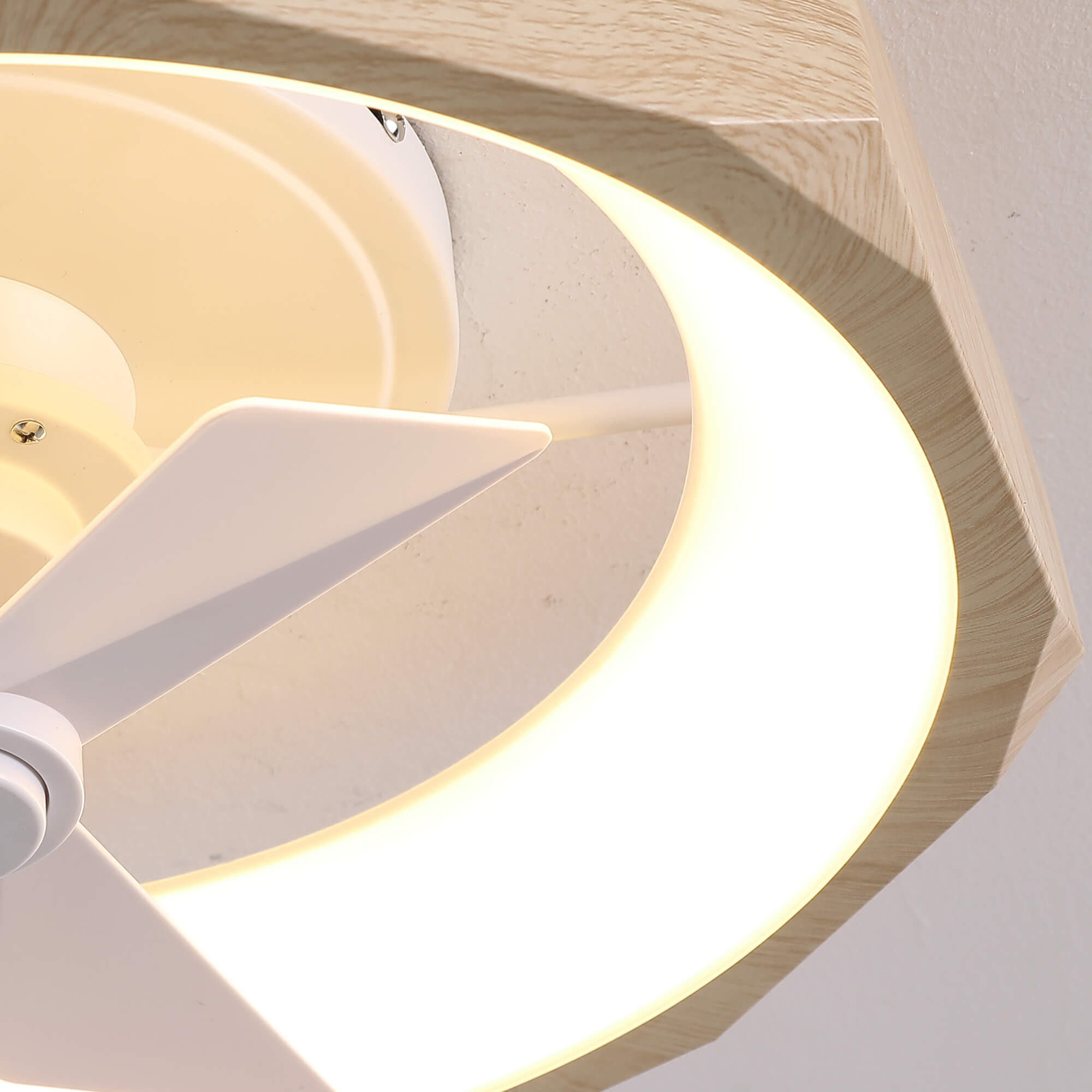 Mavio Silent Ceiling Fan 48cm (19") with LED Light