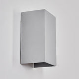 Moderne silberne Außenwandleuchte 