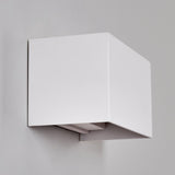 Moderne weiße Außenwandleuchte 